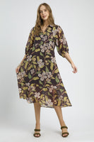 Umgee Lightweight Bold Floral Print Midi Dress in Brown Mix