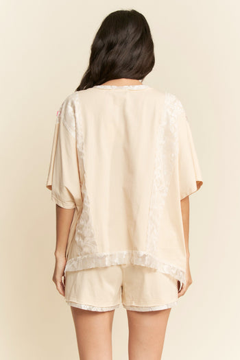 Davi & Dani OVERSIZED Knit and Lace Top with Flower Patches in Beige Multi