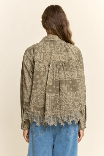 Davi & Dani Bandana Paisley Print Lace Hem Jacket in Olive
