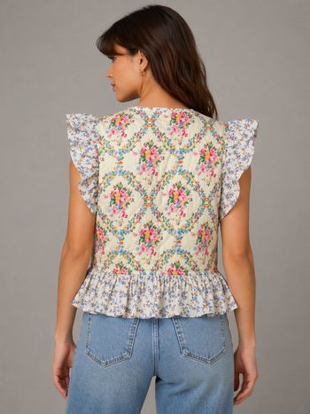 So Me Mixed Floral Print Quilted Vest in Cream Combo