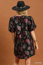 Load image into Gallery viewer, Umgee Metallic Floral Jacquard Puff Sleeve Shift Dress in Black
