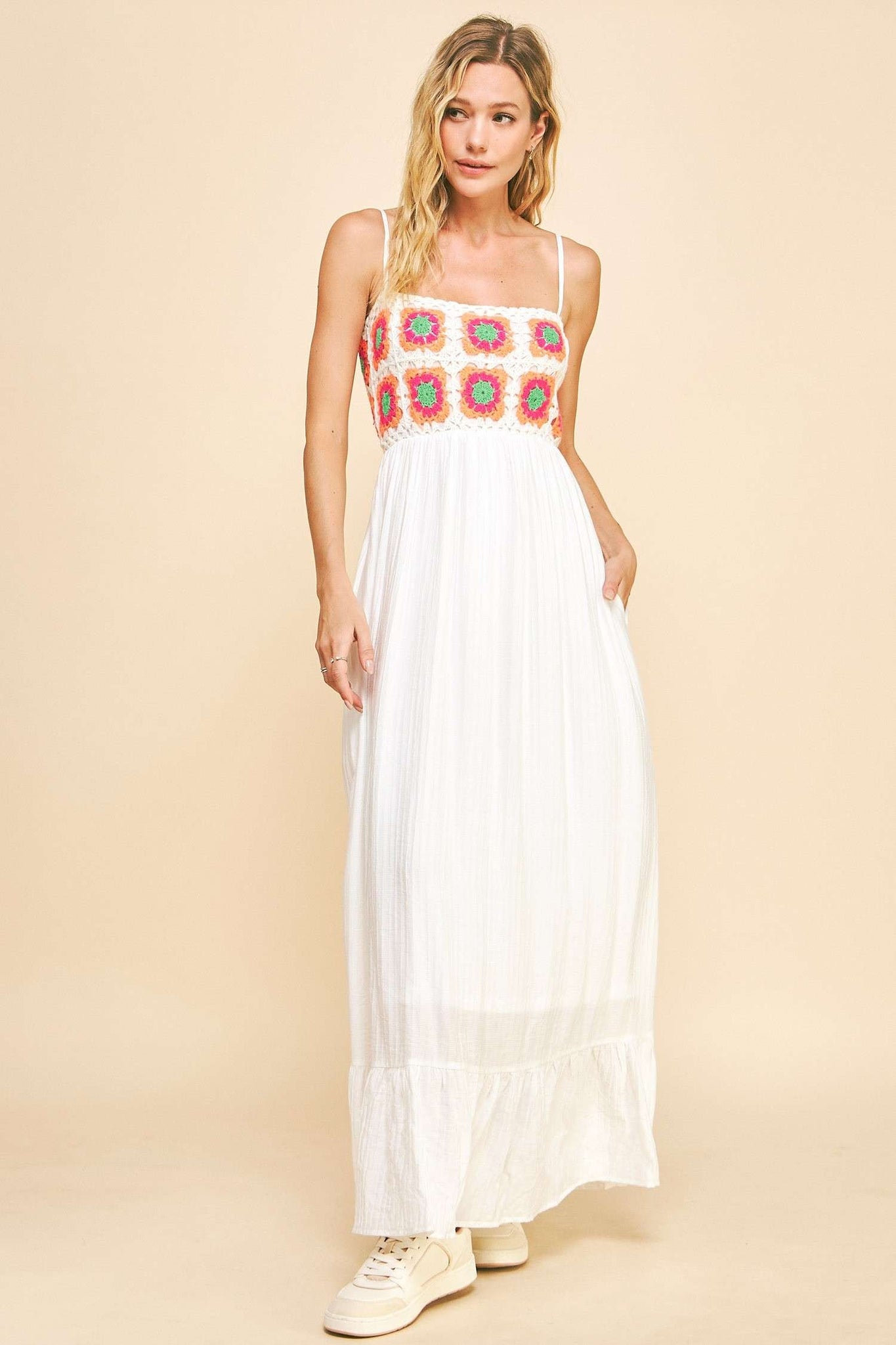 Davi & Dani Crochet Bodice Maxi Dress in White L Davi & Dani Crochet Bodice Maxi Dress in White L