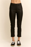 Davi & Dani Fitted Cropped Length Pants in Black