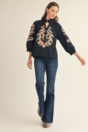 Jodifl Plaid Baroque Applique Detail Solid Top in Black
