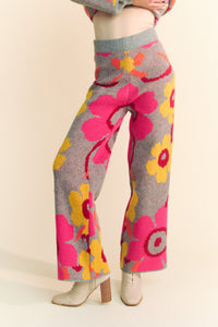 Davi & Dani Floral Print Pants in Grey Fuchsia