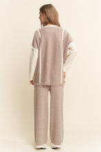 Load image into Gallery viewer, J.nna 2 Piece Knit Sweater Set in Cream Light Sand
