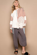 Load image into Gallery viewer, POL OVERSIZED Thermal and Woven Knit Top with Crochet Patch Details in Cream Multi
