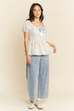 Load image into Gallery viewer, Davi &amp; Dani Bow Print Peplum Top in Blue
