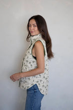 Load image into Gallery viewer, Things Between "WREN" Vest in Olive

