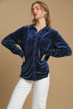 Load image into Gallery viewer, Umgee Beaded Velvet Button Down Top in Midnight

