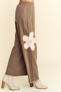 Davi & Dani French Terry Star Patched Pants in Mocha