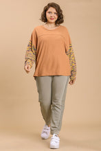 Load image into Gallery viewer, Umgee French Terry and Multicolored Cut &amp; Sew Fabric Pullover in Soft Clay
