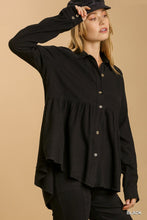 Load image into Gallery viewer, Umgee Babydoll Top in Black
