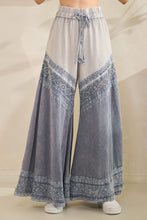 Load image into Gallery viewer, Oli &amp; Hali Mixed Washed Wide Leg Pants with Lace Detail in Blue

