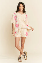 Load image into Gallery viewer, Davi &amp; Dani OVERSIZED Knit and Lace Top with Flower Patches in Beige Multi
