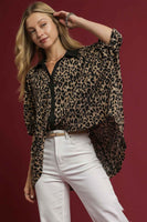 Umgee Animal Jacquard Button-Down Tunic Top in Latte Mix