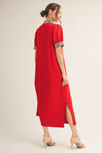 Load image into Gallery viewer, Jodifl Solid Color Midi Dress with Contrasting Classic Check in Tomato Red
