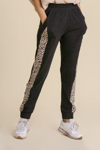 Umgee Animal Print Elastic Waist Jogger Pants with Pockets in Black
