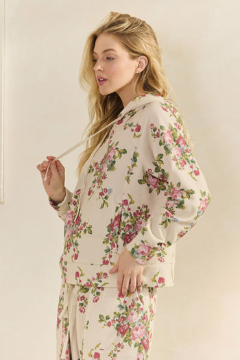 Veveret Printed French Terry Pullover Hoodie in Floral