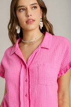 Load image into Gallery viewer, Umgee Short Sleeve Collared Button Up Top with Frayed Hem in Bubblegum
