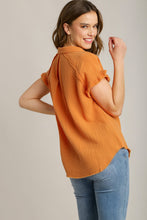 Load image into Gallery viewer, Umgee Short Sleeve Collared Button Up Top with Frayed Hem in Papaya
