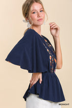 Load image into Gallery viewer, Umgee Linen Blend Top with Flower Embroidery in Midnight

