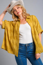 Load image into Gallery viewer, Umgee Textured Fabric Button Down Top in Golden Kiwi
