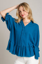 Load image into Gallery viewer, Umgee Linen Blend Top with Half Button Detail and Frayed Hemline in Teal Blue
