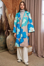 Load image into Gallery viewer, Davi &amp; Dani Bold Retro Floral Print Jacket in Teal Green
