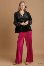 Load image into Gallery viewer, Umgee Sparkle Velvet Top with Front Neck Tie in Black
