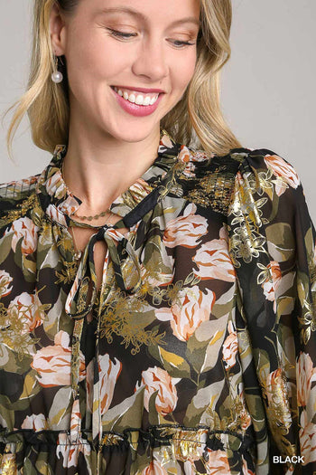 Umgee Golf Foil Floral Print Top in Black