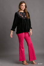Load image into Gallery viewer, Umgee Velvet Embroidery Top in Black
