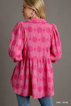 Load image into Gallery viewer, Umgee V-Neck Swiss Dot Babydoll Top in Rose
