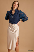 Load image into Gallery viewer, Umgee Boxy Cut Halter Ruffle V-Neck Top in Midnight
