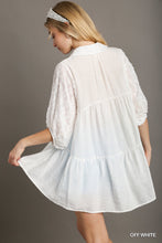 Load image into Gallery viewer, Umgee Baby Doll Tunic Top in Off White
