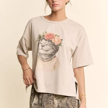Davi & Dani Blossom Crowned Kitty Top in Beige