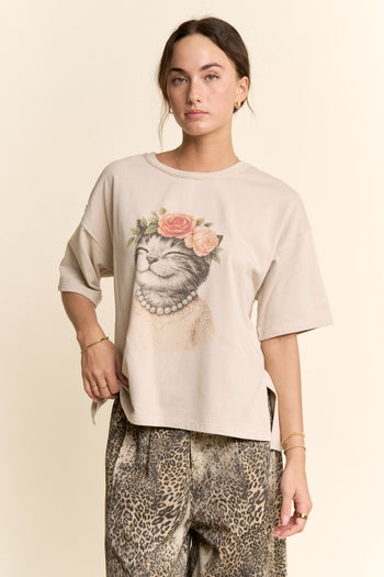 Davi & Dani Blossom Crowned Kitty Top in Beige