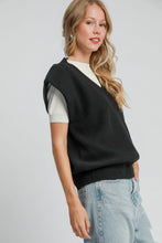 Load image into Gallery viewer, Umgee Oversized V Neck Vest in Black
