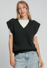 Load image into Gallery viewer, Umgee Oversized V Neck Vest in Black
