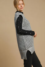 Load image into Gallery viewer, Umgee Metallic Foil Sweater Tunic Dress in Silver
