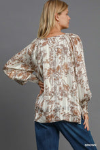 Load image into Gallery viewer, Umgee Lurex Floral Print Top in Brown
