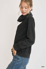 Load image into Gallery viewer, Umgee Mineral Washed Half Zip Up Top in Ash
