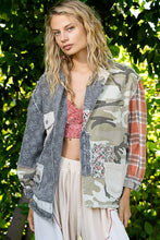 Load image into Gallery viewer, POL OVERSIZED Twill Jacket with Camo Print in Black Multi
