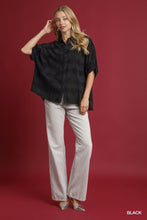 Load image into Gallery viewer, Umgee Jacquard Heart Collared Top in Black
