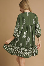 Load image into Gallery viewer, Umgee Exclusive Boarder Print Mini Dress in Hunter Green
