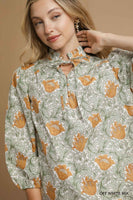 Umgee Abstract Print Puff Sleeve Blouse in Off White Mix