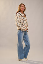 Load image into Gallery viewer, Blue B Floral Print Sherpa Jacket in Brown
