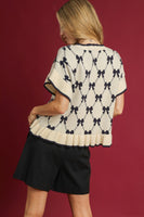 Umgee Diamond Bow Pattern Jacquard Knit Sweater in Cream