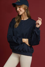 Load image into Gallery viewer, Umgee Cable Knit Pullover Top in Midnight
