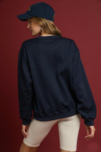 Load image into Gallery viewer, Umgee Cable Knit Pullover Top in Midnight
